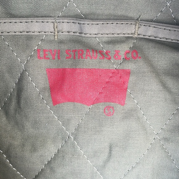 NWOT Levi’s Cargo Jacket - Picture 6 of 9